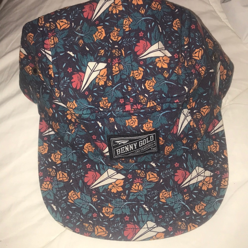 Benny Gold Hat
